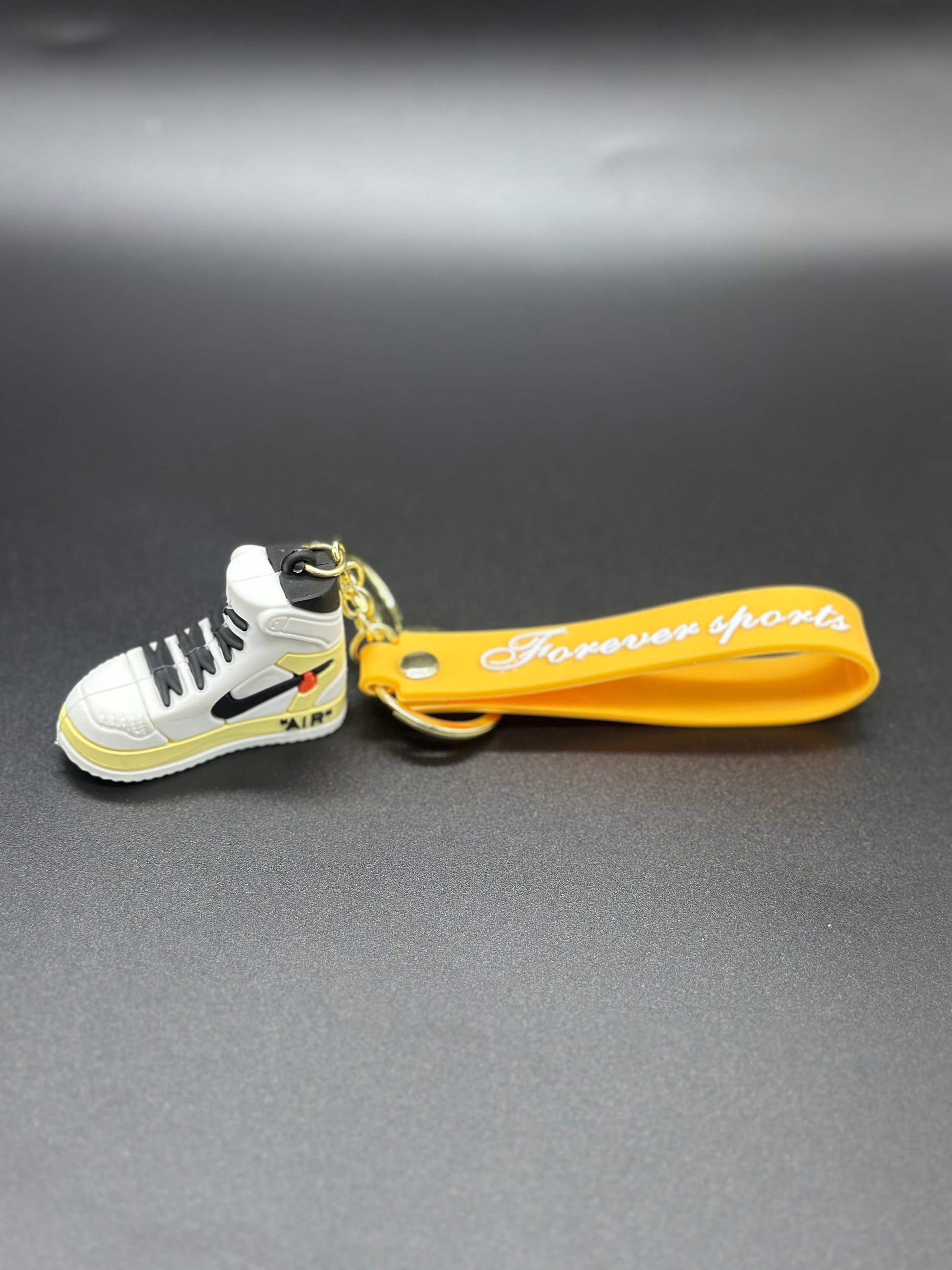 Sneaker Keychain 👟👢